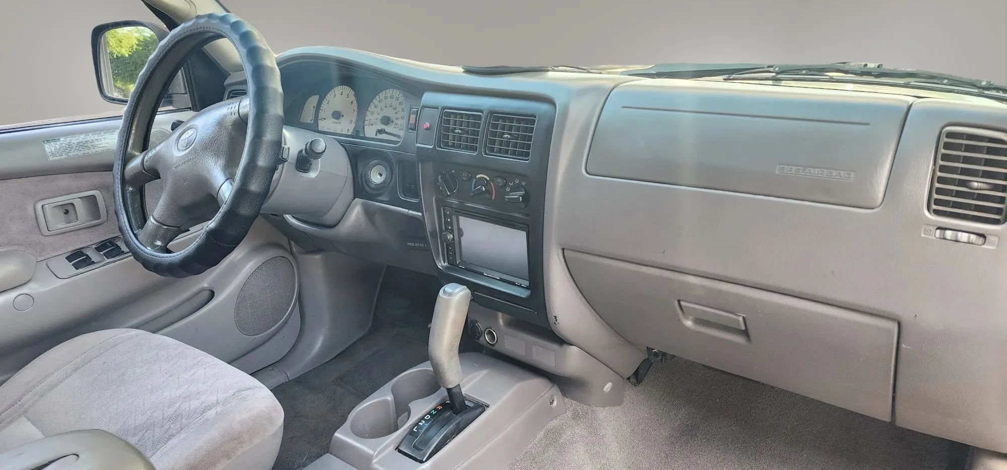 Used 2002 Toyota Tacoma PreRunner w/ SR5 Pkg w/ Chrome Pkg RWD image 14