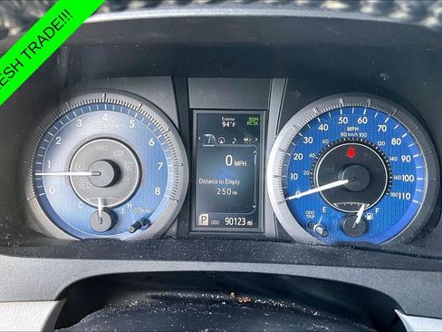 Used 2020 Toyota Sienna XLE Premium AWD/4WD image 13