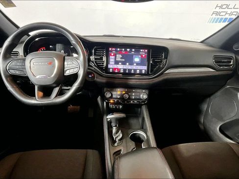 Used 2025 Dodge Durango GT RWD image 11