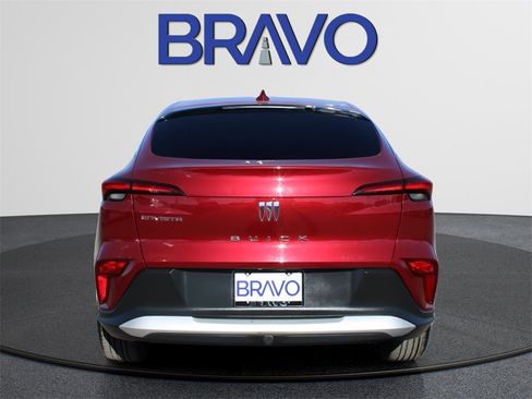 Used 2024 Buick Envista Preferred w/ Convenience II Package image 6