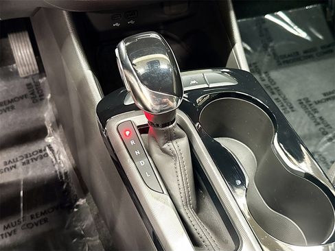 Certified 2024 Buick Envista Sport Touring image 16