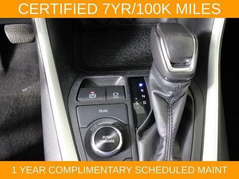 Used 2022 Toyota RAV4 XLE Premium AWD/4WD image 28