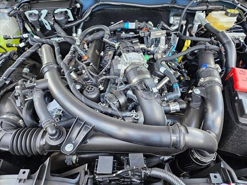 New 2025 Ford Bronco Badlands image 17