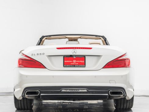 Used 2013 Mercedes-Benz SL 550 image 8