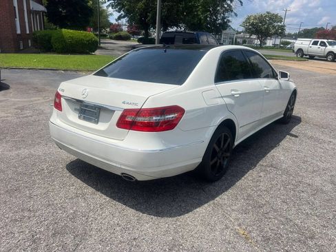 Used 2010 Mercedes-Benz E 350 4MATIC Sedan image 7