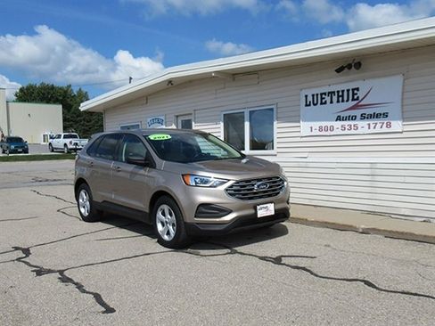 Used 2021 Ford Edge SE image 4