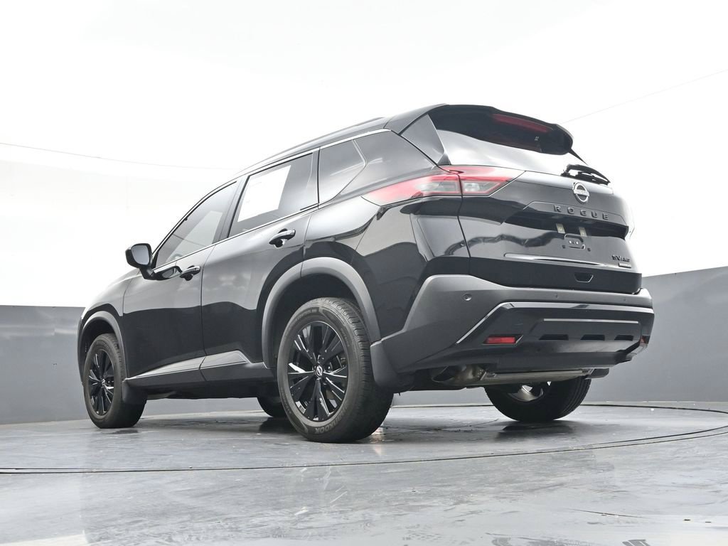 Certified 2023 Nissan Rogue SV w/ SV Premium B Package AWD/4WD image 41