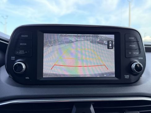 Used 2019 Hyundai Santa Fe SEL image 24
