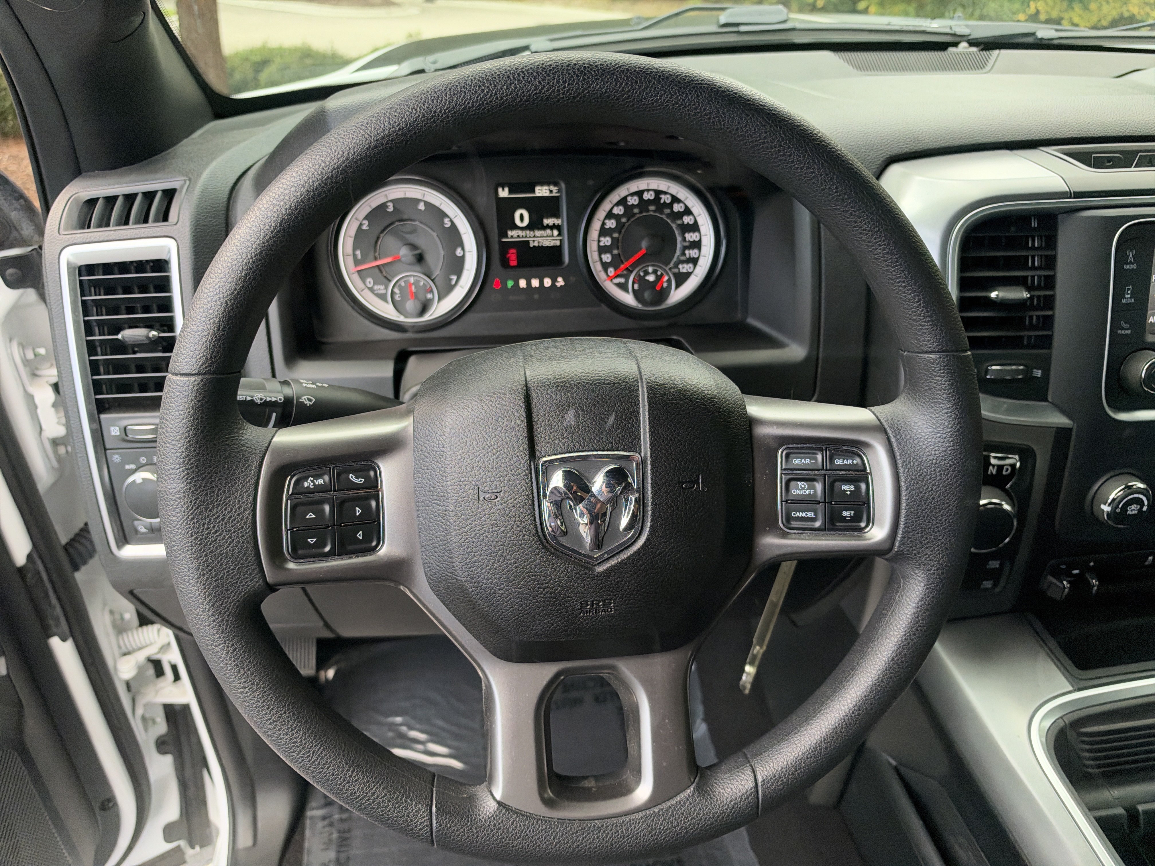 Used 2024 RAM 1500 Warlock AWD/4WD image 17