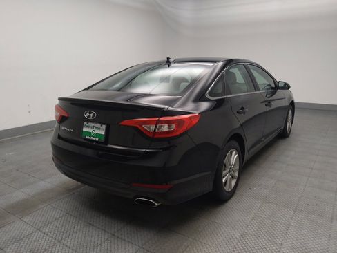 Used 2015 Hyundai Sonata SE w/ Option Group 09 FWD image 7