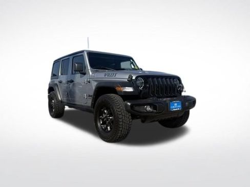 Used 2021 Jeep Wrangler Unlimited Sport AWD/4WD image 3