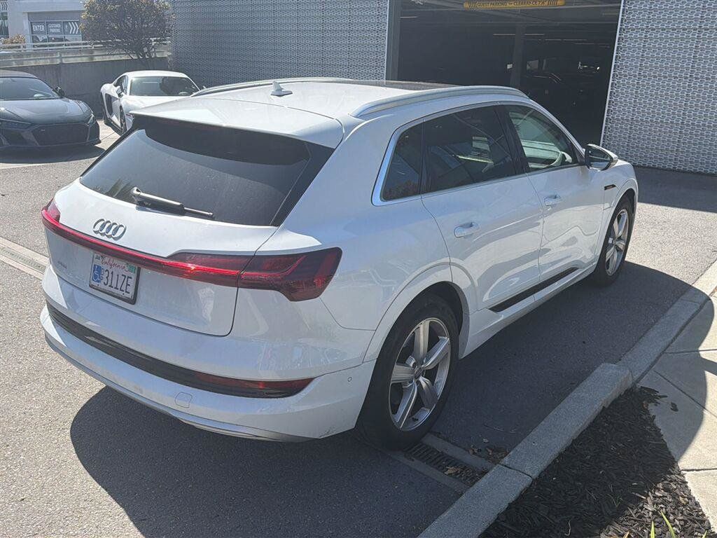 Used 2019 Audi e-tron Premium Plus AWD/4WD image 6