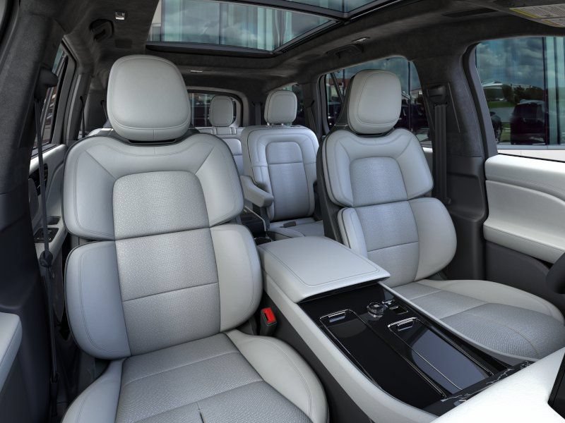 New 2026 Lincoln Aviator Black Label w/ Dynamic Handling Package AWD/4WD image 29