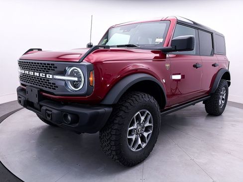 Used 2025 Ford Bronco Badlands AWD/4WD image 13