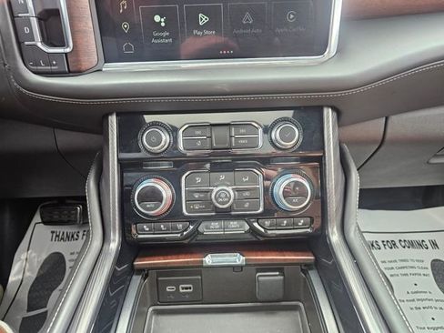 Used 2023 GMC Yukon Denali Ultimate w/ LPO, Floor Liner Package image 16