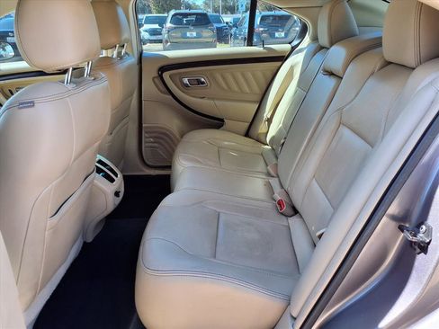 Used 2013 Ford Taurus Limited image 19