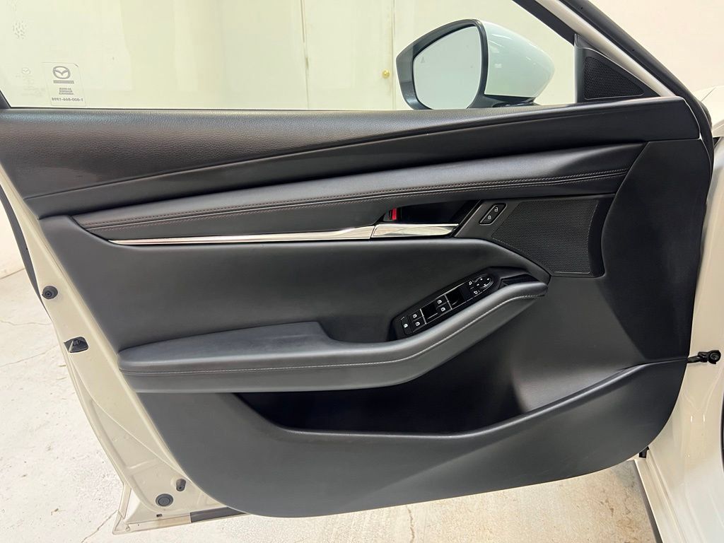 Used 2025 MAZDA MAZDA3 s FWD image 14