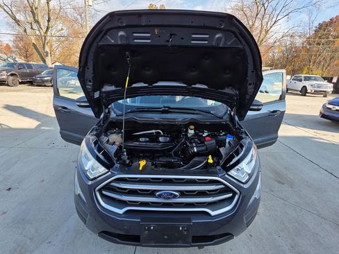 Used 2019 Ford EcoSport SE image 9