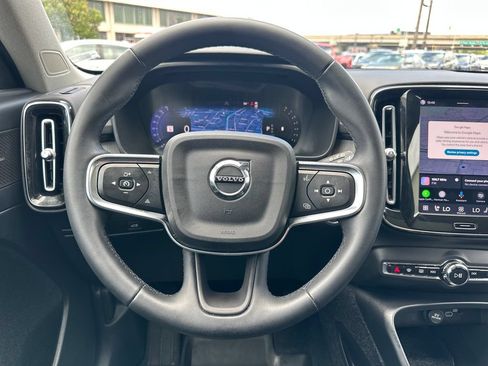 Used 2023 Volvo XC40 B5 Ultimate w/ Protection Package Premier AWD/4WD image 14