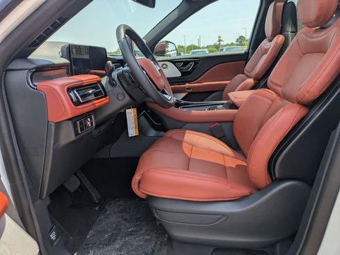 New 2026 Lincoln Aviator Reserve RWD image 24