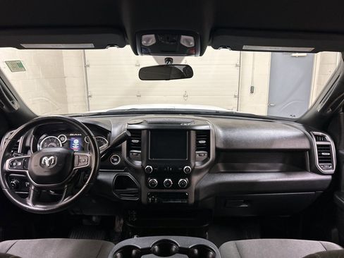 Used 2023 RAM 2500 Tradesman w/ Chrome Appearance Group image 15
