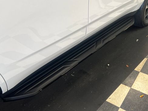 Used 2023 Chevrolet Tahoe RST w/ Luxury Package AWD/4WD image 17