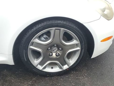 Used 2006 Lexus SC 430 Convertible w/ Preferred Accessory Pkg image 9