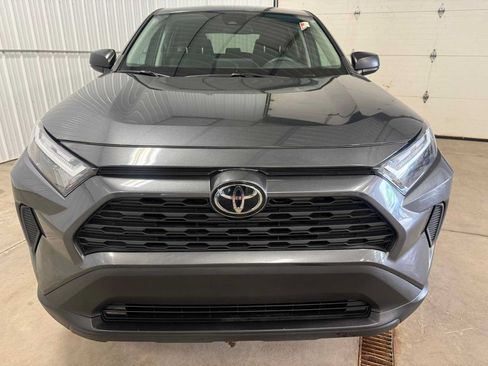 Used 2023 Toyota RAV4 LE FWD image 3