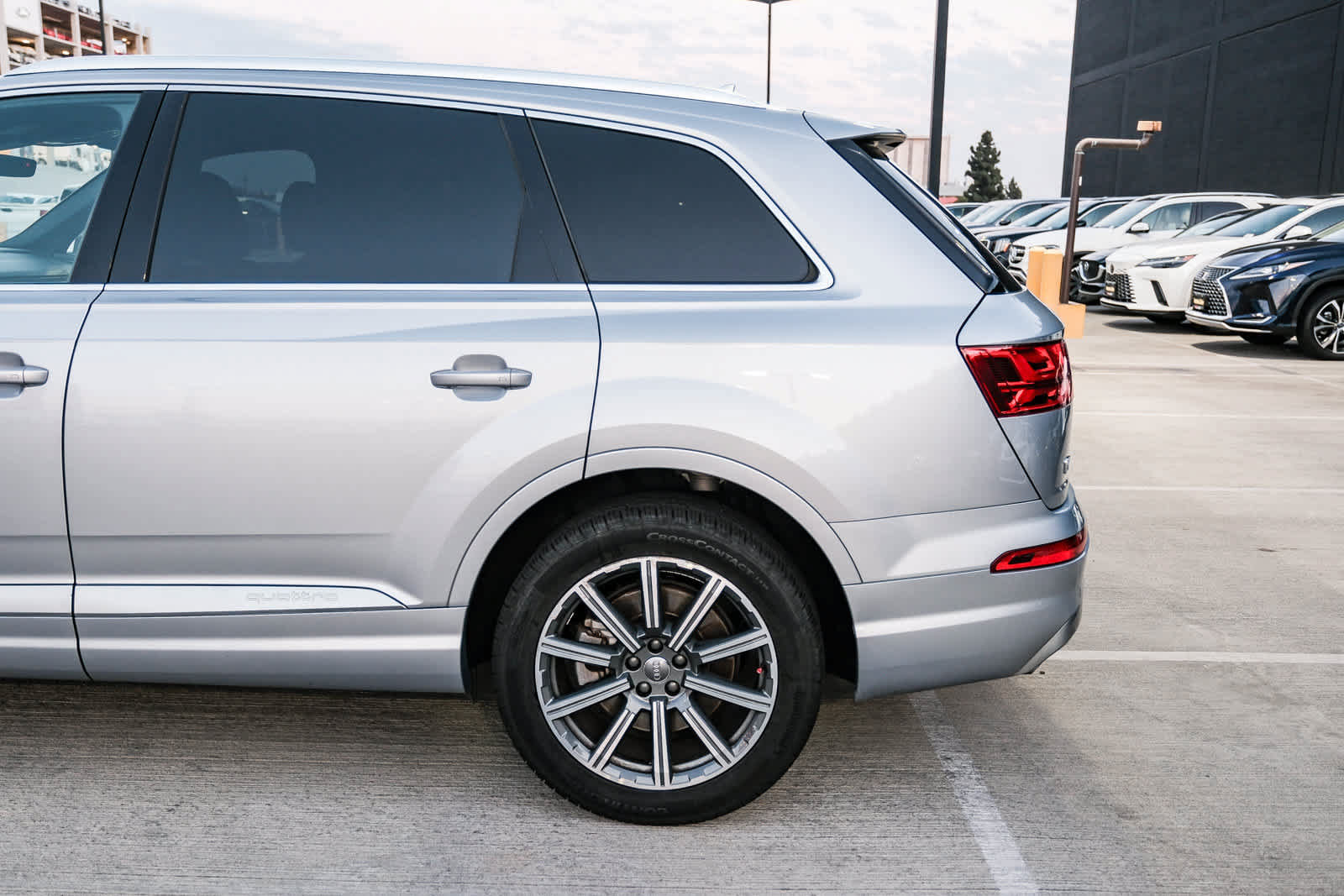 Used 2019 Audi Q7 2.0T Premium w/ Convenience Package AWD/4WD image 8
