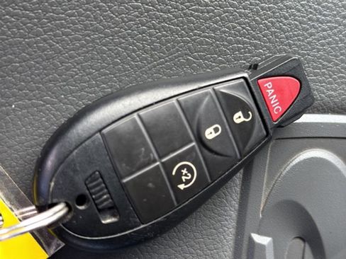 Used 2016 RAM 1500 Big Horn image 31