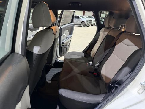 Used 2018 Kia Soul w/ Convenience Package FWD image 17