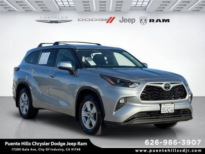 Used 2022 Toyota Highlander LE