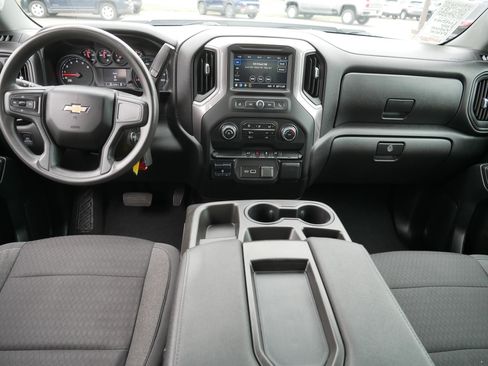Used 2023 Chevrolet Silverado 2500 Custom w/ Custom Value Package AWD/4WD image 10