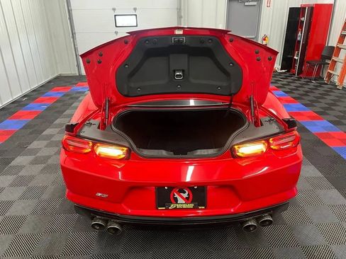 Used 2022 Chevrolet Camaro SS RWD image 5