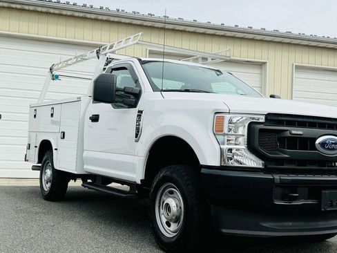 Used 2021 Ford F250 XL w/ Power Equipment Group image 5