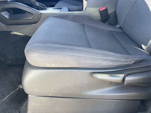 Used 2022 Nissan Frontier S w/ Technology Package image 23