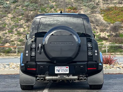 Used 2025 Land Rover Defender 110 V8 image 8