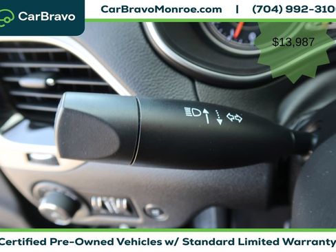 Used 2019 Jeep Cherokee Limited AWD/4WD image 21