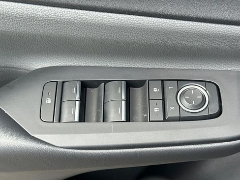 New 2026 Toyota Prius XLE FWD image 14
