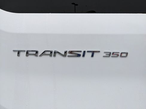 Used 2024 Ford Transit 350 XLT image 19