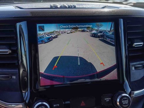 Certified 2022 RAM 1500 Laramie image 22