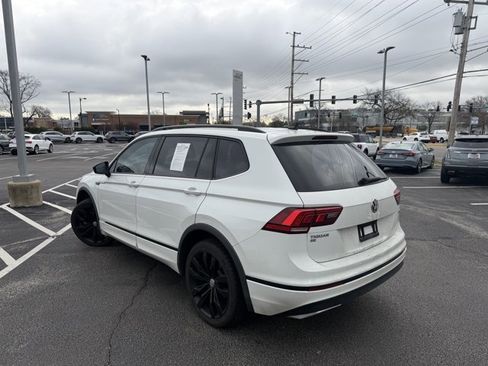 Used 2021 Volkswagen Tiguan SE R-Line image 4