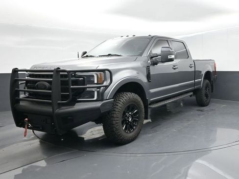 Used 2021 Ford F250 Lariat image 4