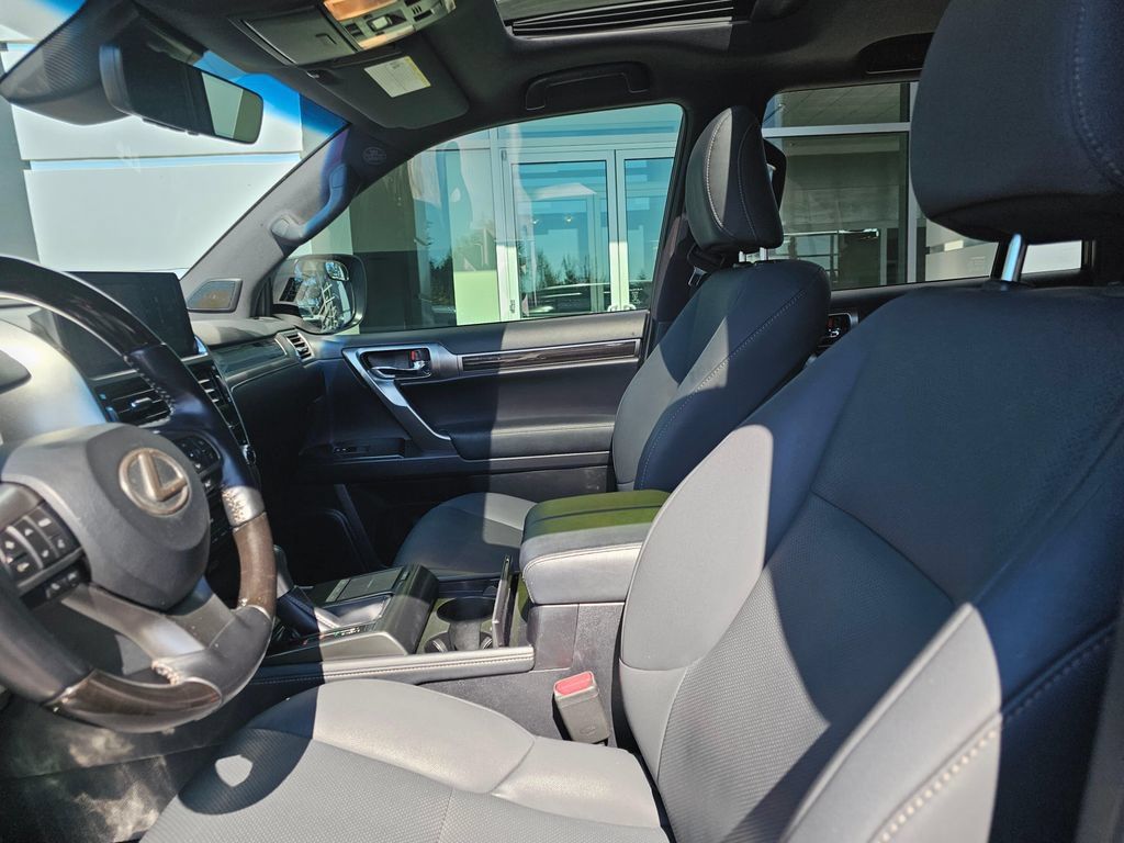 Used 2022 Lexus GX 460 Premium AWD/4WD image 25