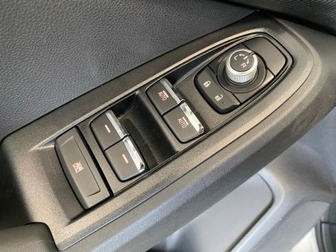 New 2025 Subaru Crosstrek 2.5i Limited image 10