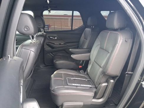 Used 2022 Chevrolet Traverse RS FWD image 20