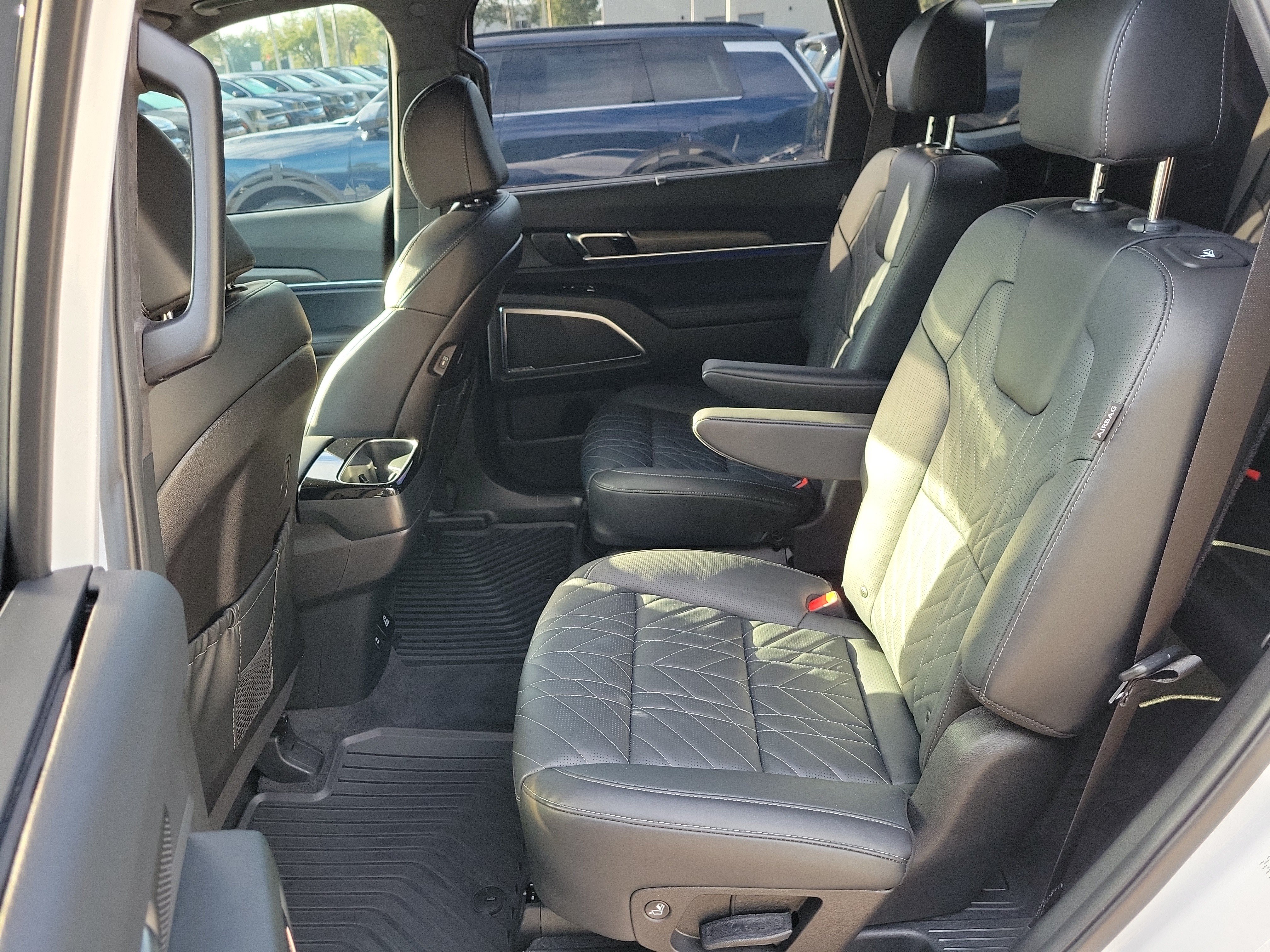 Used 2025 Kia Telluride SX Prestige X-Pro AWD/4WD image 15