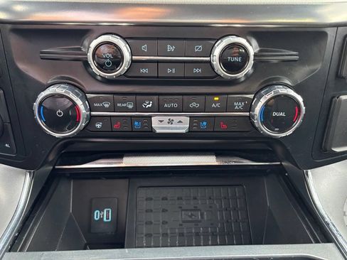 Used 2024 Ford F150 Lariat w/ Equipment Group 502A High AWD/4WD image 25