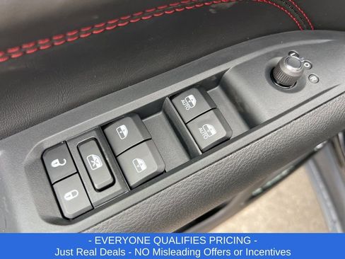 New 2026 Jeep Compass Trailhawk image 10