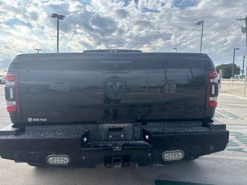 Used 2022 RAM 3500 Laramie AWD/4WD image 4